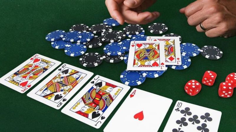 Mẹo đánh bài theo thứ tự từ lớn đến nhỏ